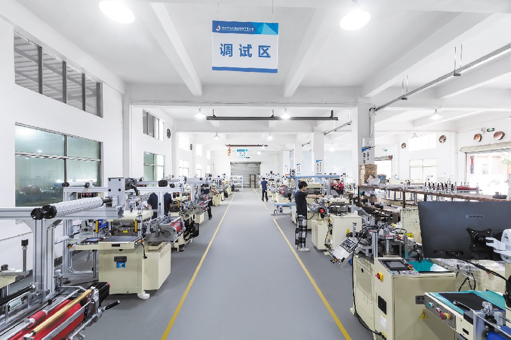 广发官方网站-模切机车间